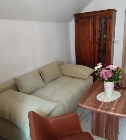 Grahl's Apartman *